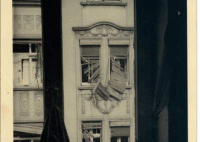 Das Foto von Heinrich Buhr zeigt die Fassade des Hauses Körnerstr. 14 in Essen-Altendorf, wo Verwandte von Buhr wohnten